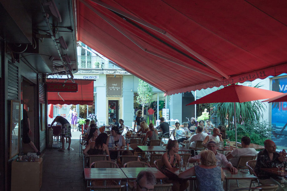 The biggest sunblind that I have ever seen is in Cannes