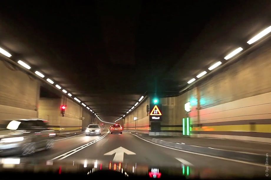 The 17-kilometer Gothard tunnel in the Apls