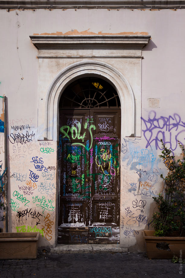 Roman door