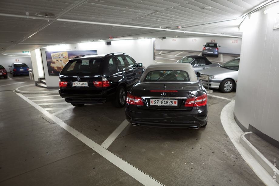 Möbius underground parking in Zurich